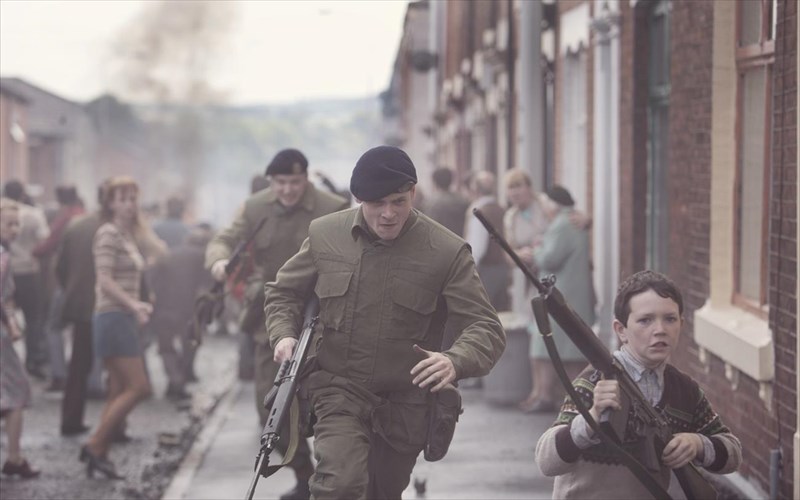 poios-diekdikei-fetos-ti-xrusi-athina