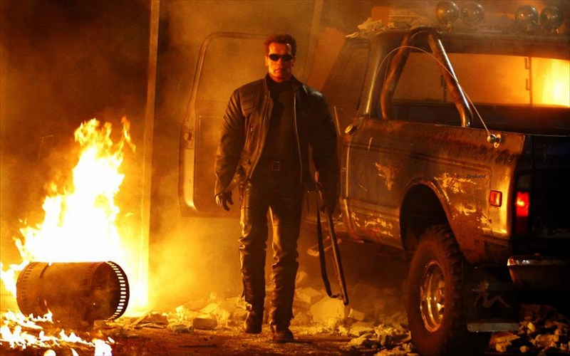 arnie-to-2015-i-megali-epistrofi-megali-epistrofi