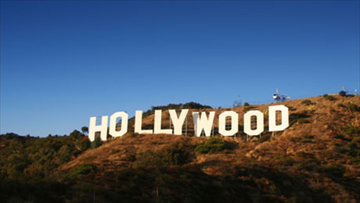 poioi-skinothetes-diafonoun-me-ta-megala-stountio-tou-xoligount