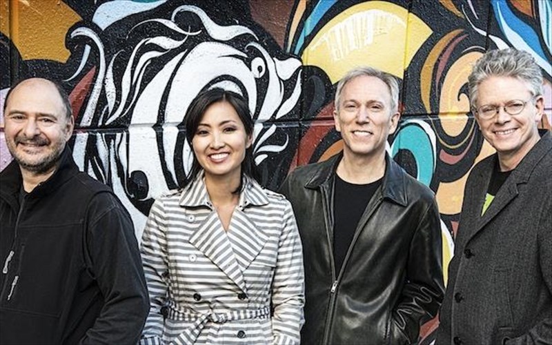 oi-kronos-quartet-sto-festibal-tis-monis-lazariston