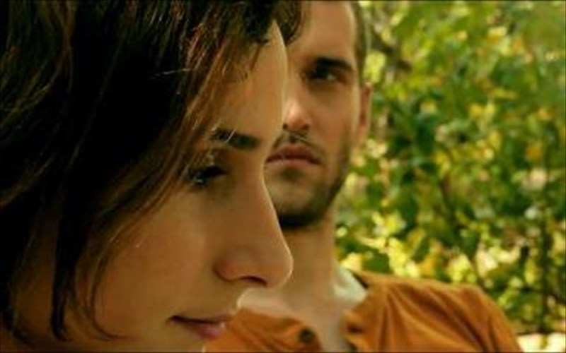 mia-teleutaia-farsa-epiballetai