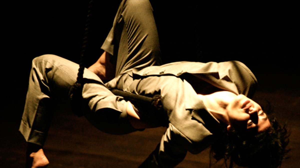 kati-kineitai-kai-xoreuei-sti-thessaloniki