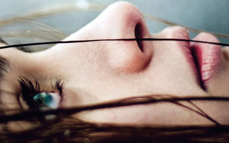 ena-best-seller-gia-ti-dunami-tis-agapis