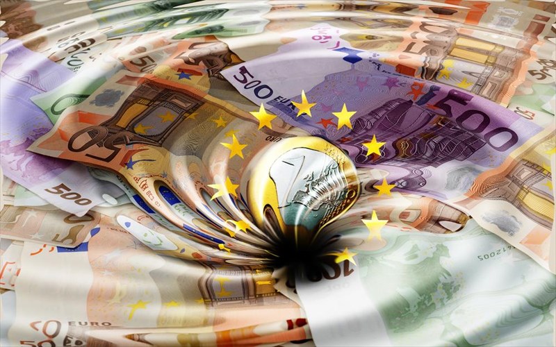 poies-oi-prooptikes-tis-ellinikis-oikonomias