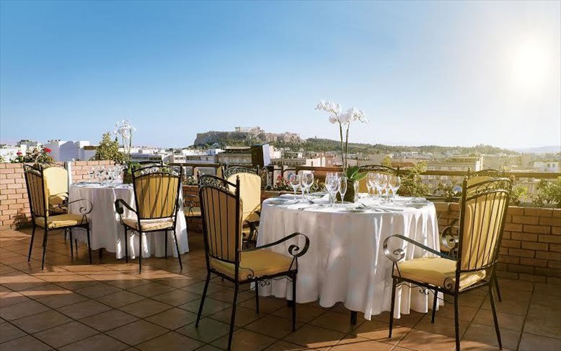 mesimerianes-prive-katastaseis-sto-olive-garden-tou-titania