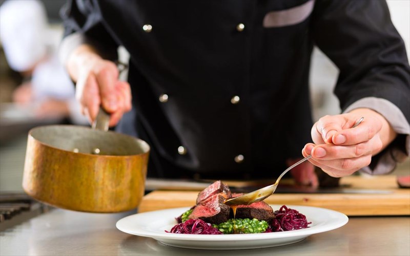 8-diasimoi-sef-moirazontai-apo-ena-geustiko-mustiko-tous-diasimoi-sef-moirazontai-apo-ena-geustiko-mustiko-tous