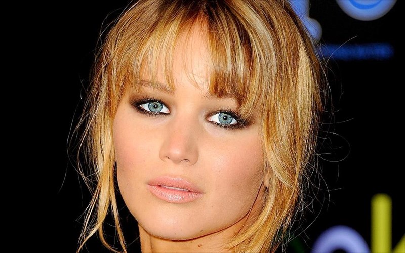 Jennifer-lawrence-den-einai-skandalo-einai-seksoualiko-egklima