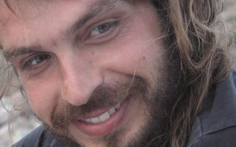 o-giannis-makridakis-ef-olis-tis-ulis