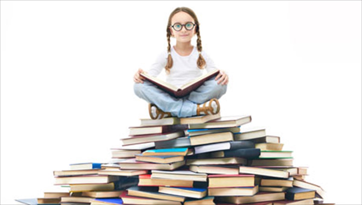 diakriseis-anamesa-sta-duo-fula-kai-stin-paidiki-logotexnia