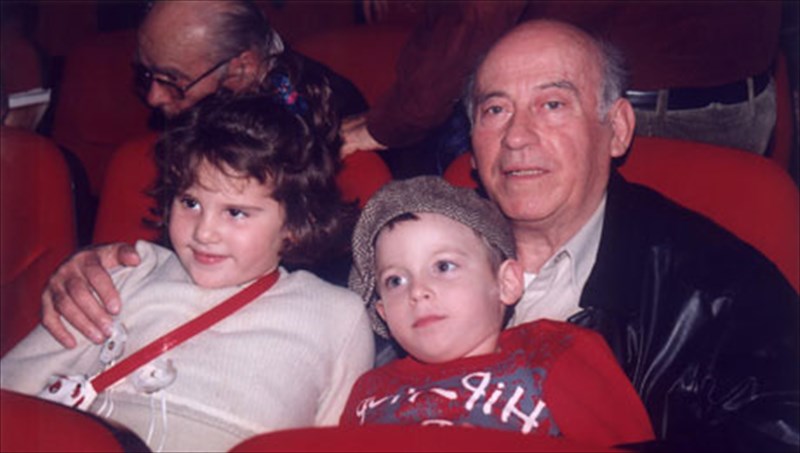 afieroma-ston-thanasi-beggo