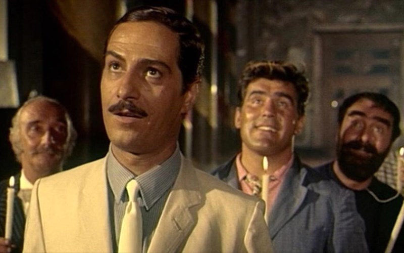 un-amico-italiano-erxetai-stin-tainiothiki