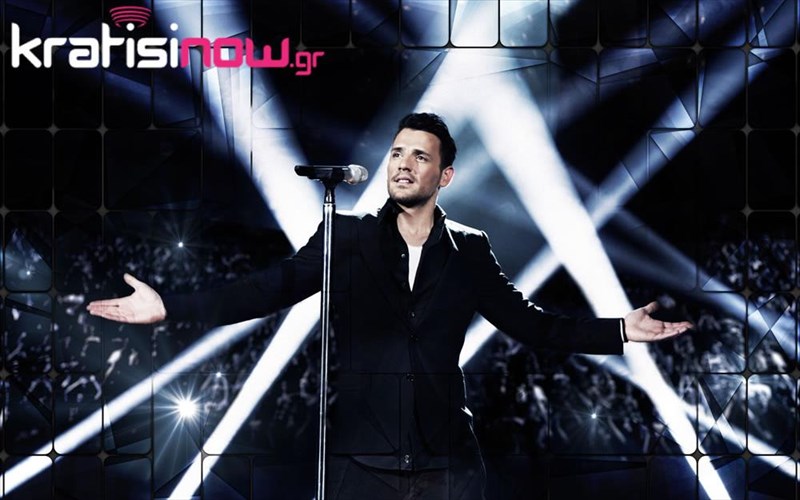 o-nikos-bertis-sto-kentro-athinon