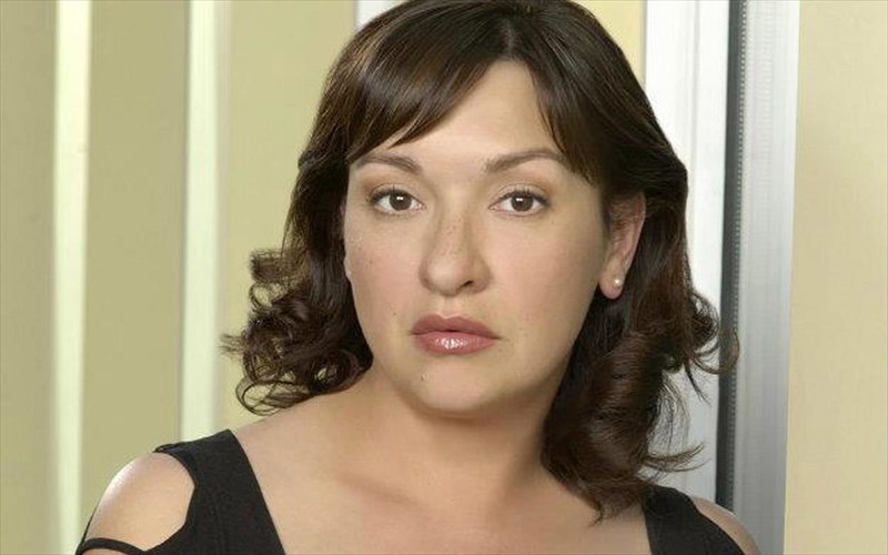 pethane-i-ithopoios-elizabeth-peña-ithopoios-elizabeth-peña