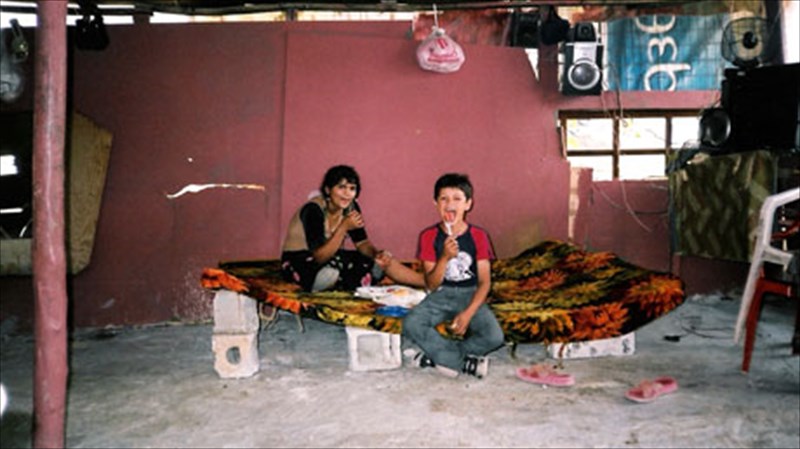 oi-tsigganoi-spane-ta-sterotupa-sto-buzantino-mouseio