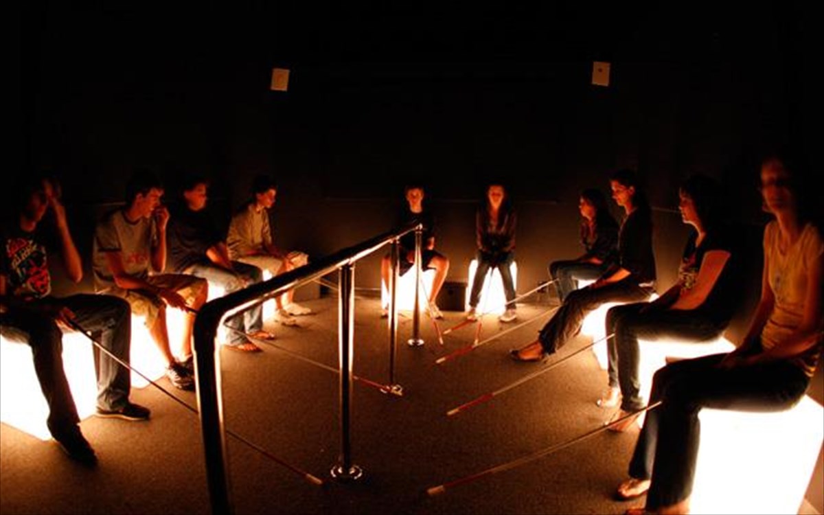 dialogue-in-the-dark