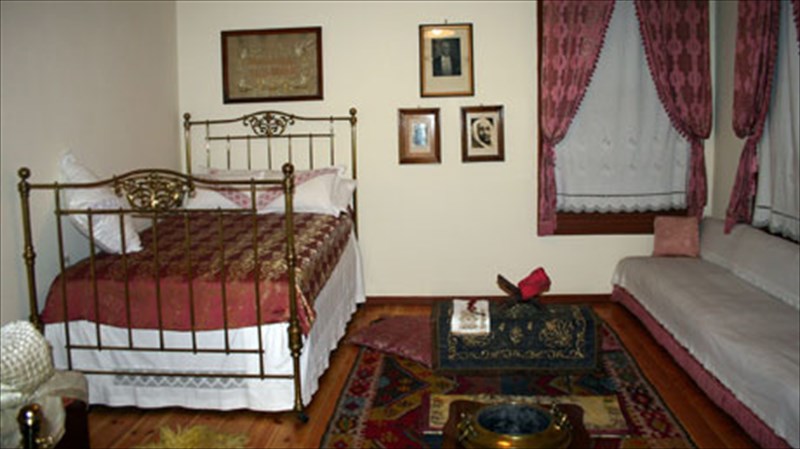 mnimeio-to-spiti-tou-kemal-sti-thessaloniki