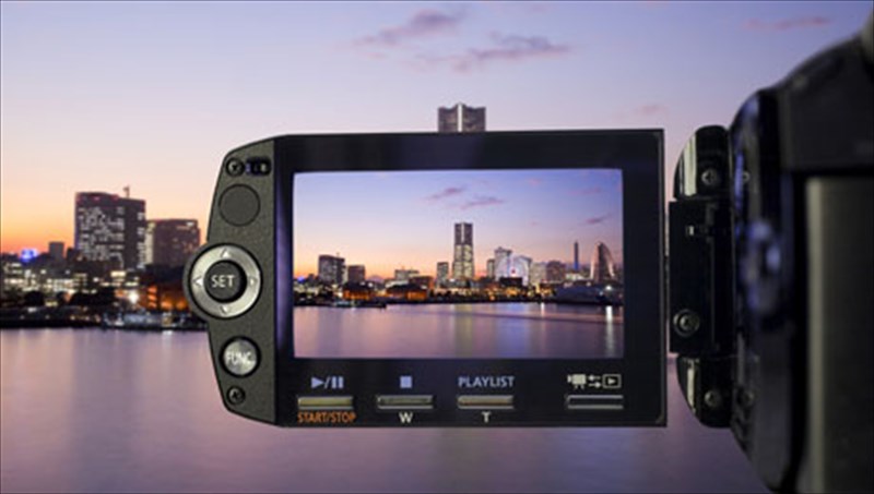 o-psifiakos-kinimatografos-kerdizei-edafos