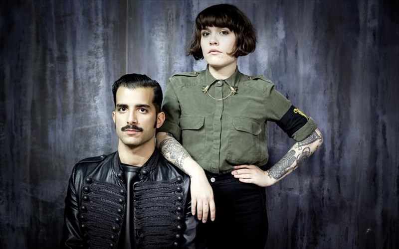 oi-kadebostany-epistrefoun-stin-ellada