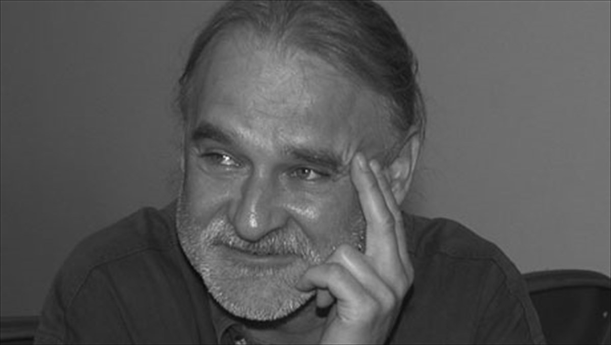 o-mpela-tar-sunanta-tous-sinefil-tis-athinas