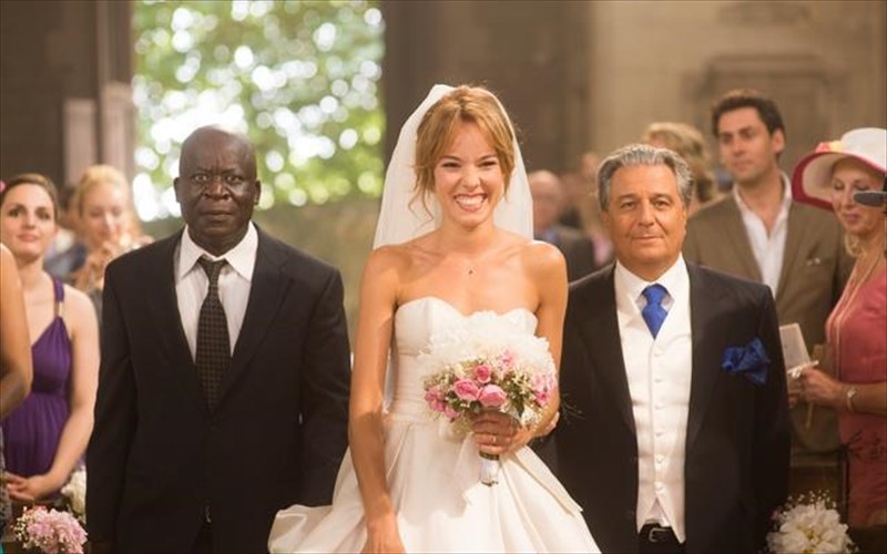 rantebou-sto-markopoulo-gia-sinema