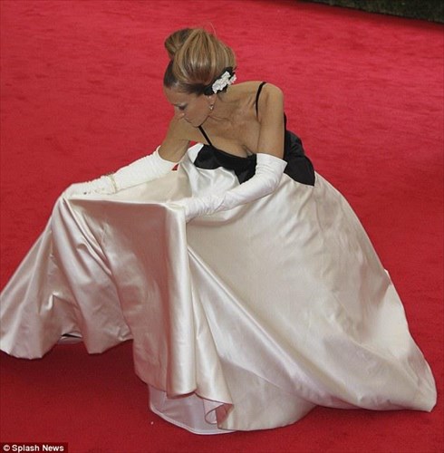 oloi-oi-dromoi-odigoun-stisarah-Jessica-parker