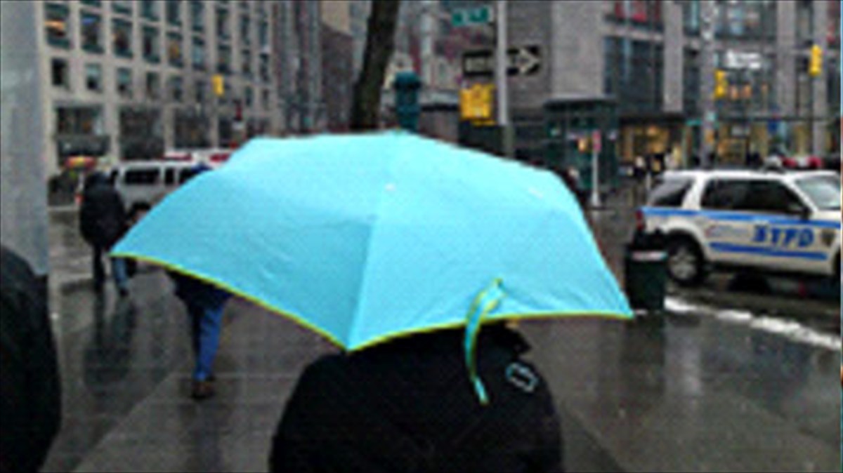 i-nea-yorki-mesa-apo-to-kinito-tou-kamilo-nolla