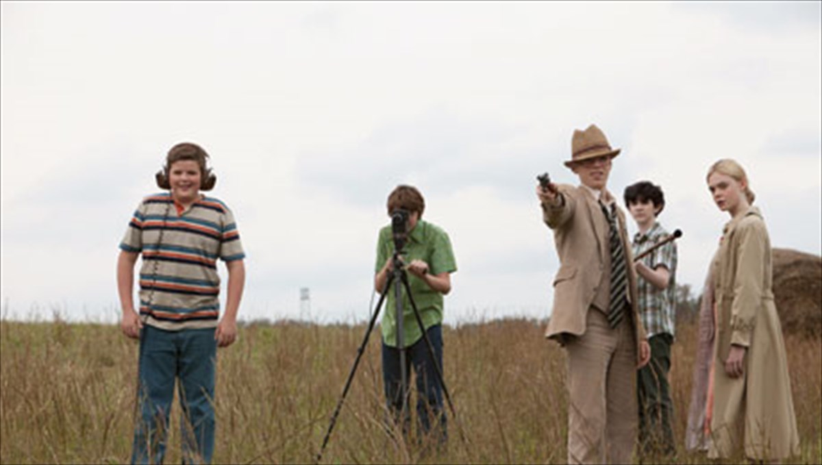 oi-eksogiinoi-agapoun-ta-80s