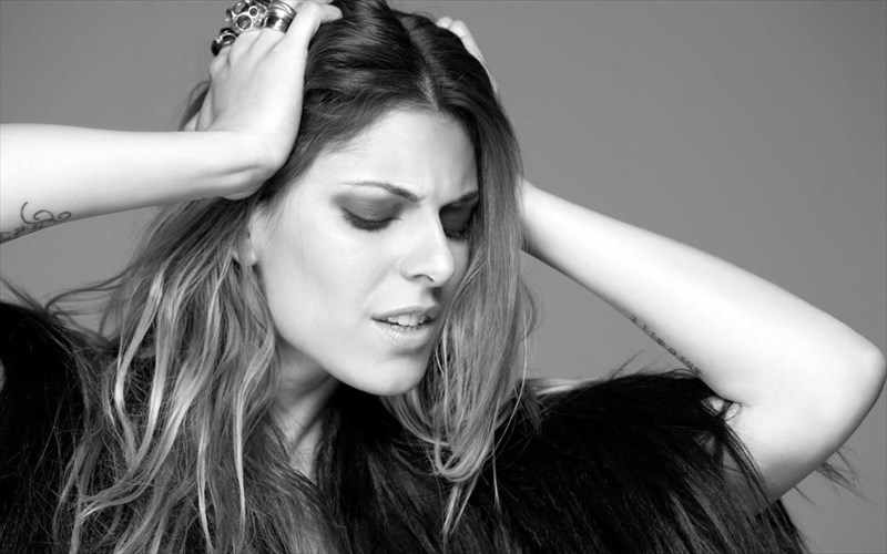 i-angelika-dusk-sto-bourbon