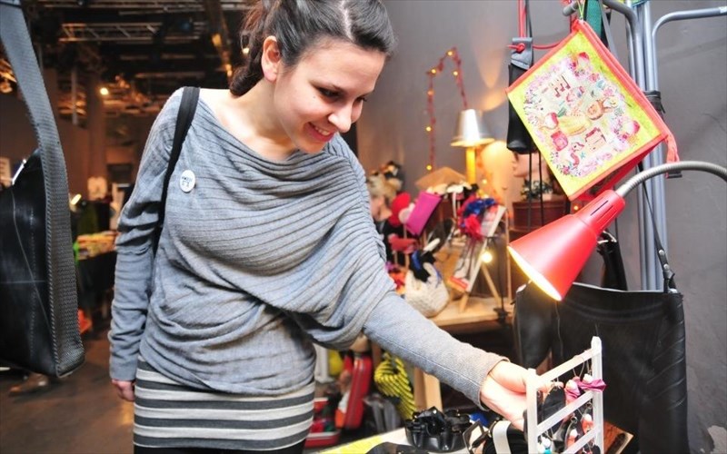 to-meet-market-kanei-stasi-sto-romantso