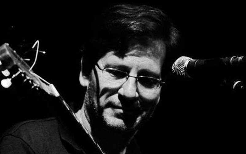 o-thanasis-papakonstantinou-sto-passport