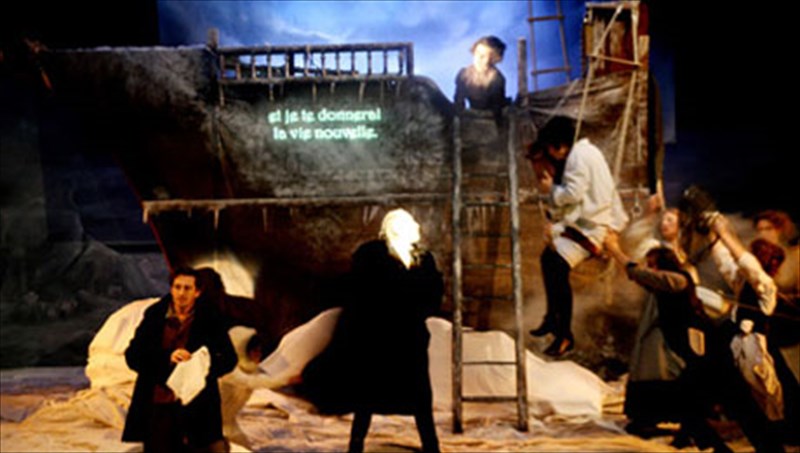 kritiki-theatrou-oi-nauagoi-tis-trelis-elpidas