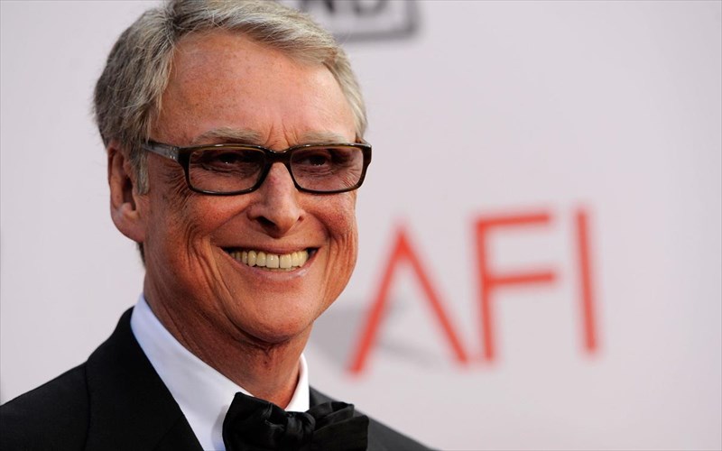 pethane-o-skinothetis-tou-protari-mike-nichols-skinothetis-tou-protari-mike-nichols