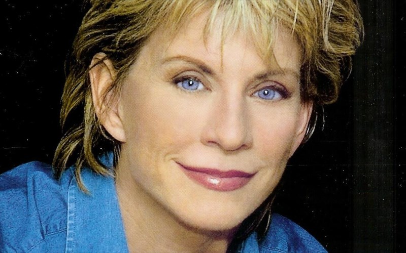 ena-biblio-pou-allakse-ta-dedomena-stin-astunomiki-logotexnia