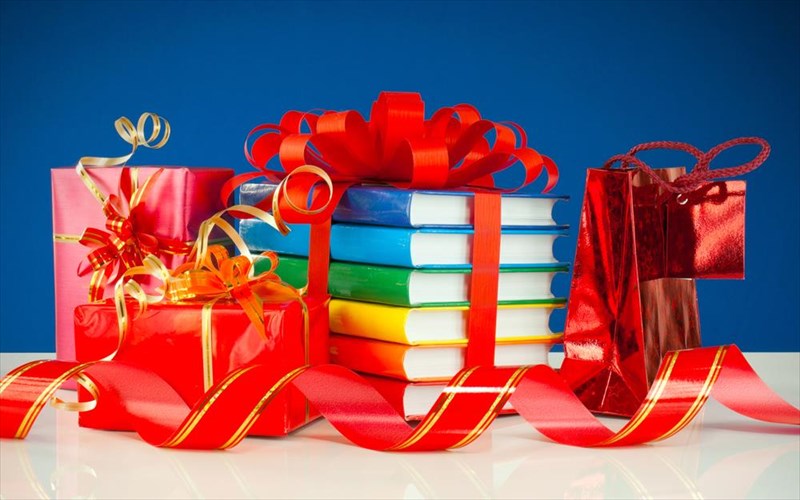 10-kainourgia-biblia-idanika-gia-ta-xristougenniatika-dora-sas