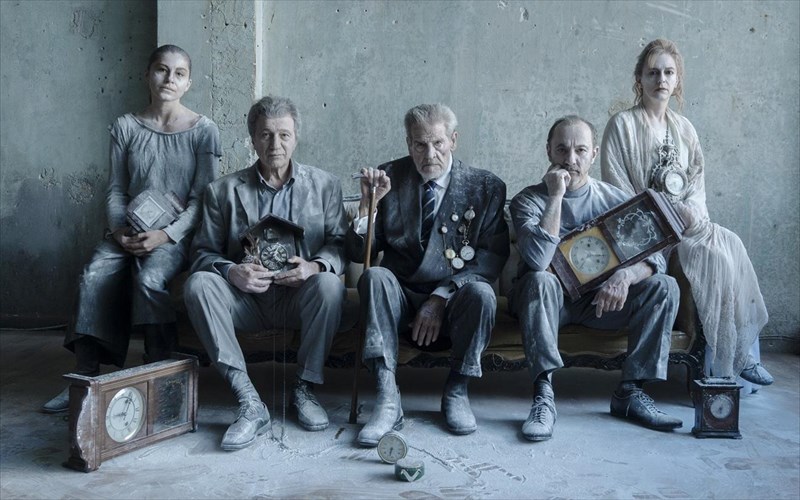 o-theios-banias-sto-theatro-xorn