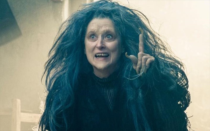 ektos-oscar-i-meryl-streep-alla-mesa-i-Jolie-Jolie