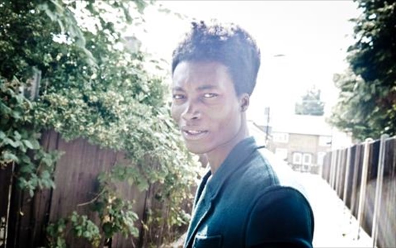 o-anerxomenos-benjamin-clementine-sto-gazarte