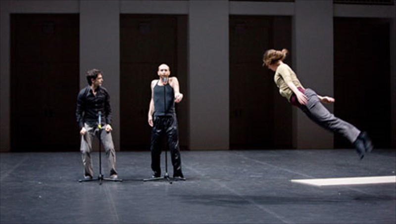 o-forsaith-xorografei-me-to-blemma-strammeno-ston-mpeket