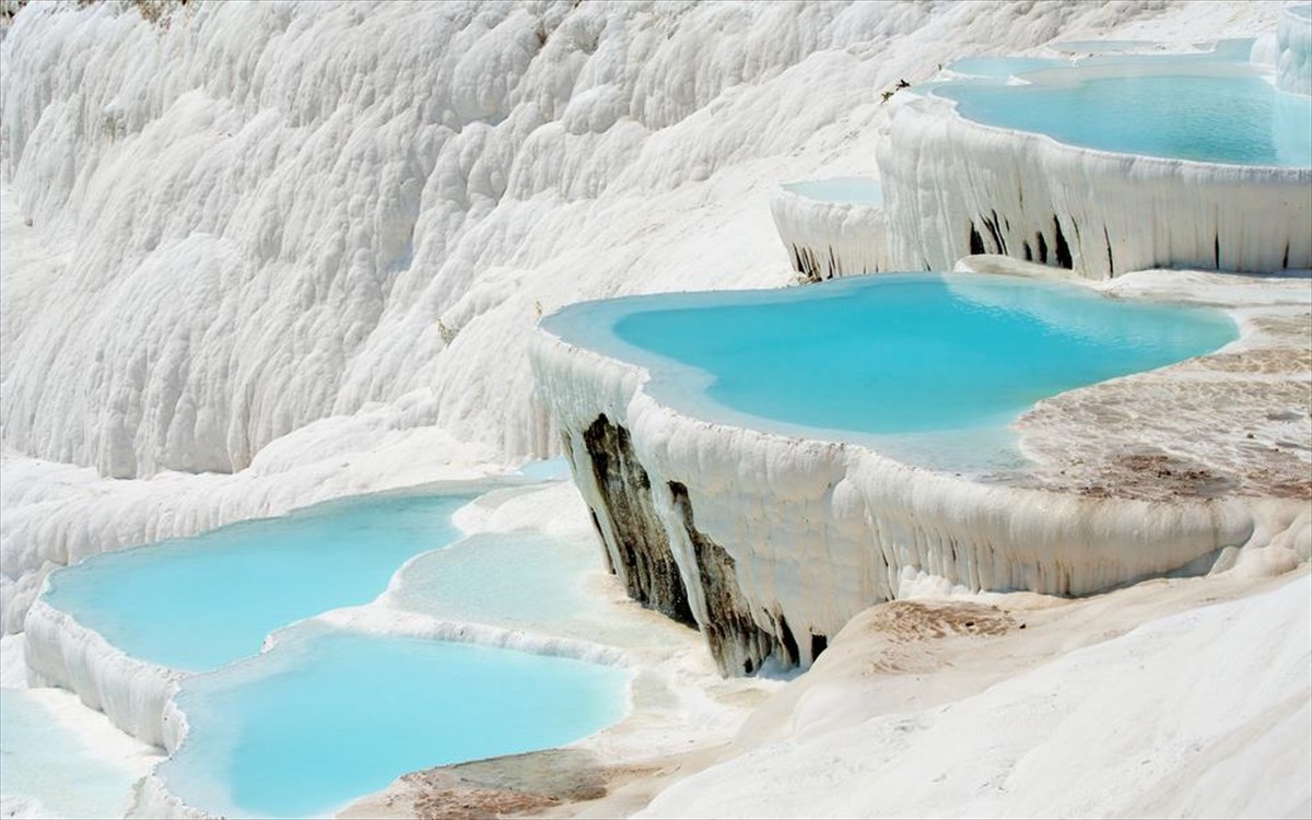 pamukkale-tourkia