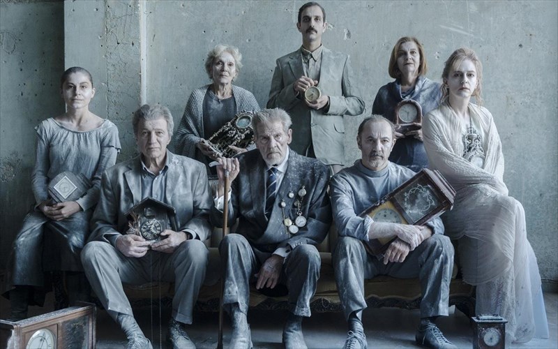 theios-banias-kritiki-theatrou