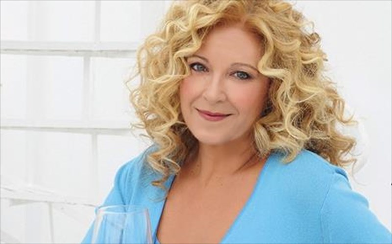 nea-xronia-me-nostimes-geuseis-kai-prototupes-suntages