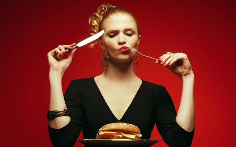 ti-zitaei-o-kosmos-apo-ta-estiatoria-gia-to-2015-kosmos-apo-ta-estiatoria-gia-to-2015