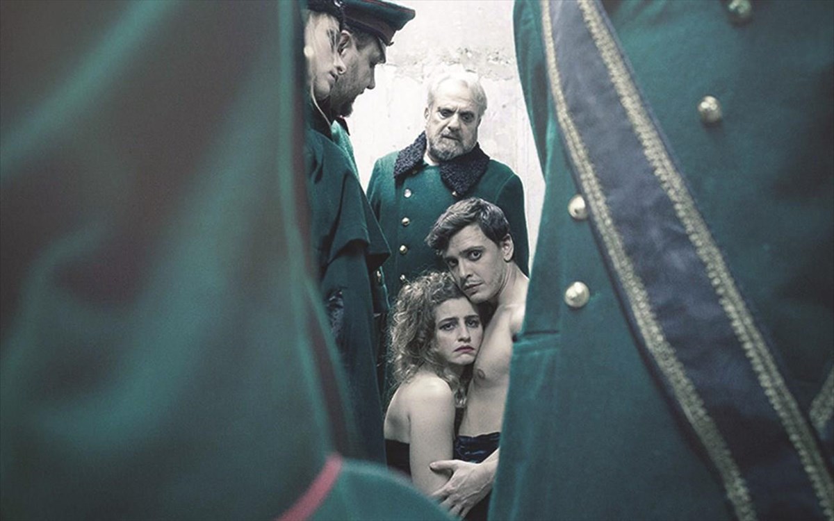 krima-pou-einai-porni