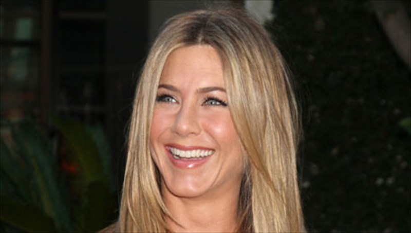 who-is-who-tzenifer-aniston