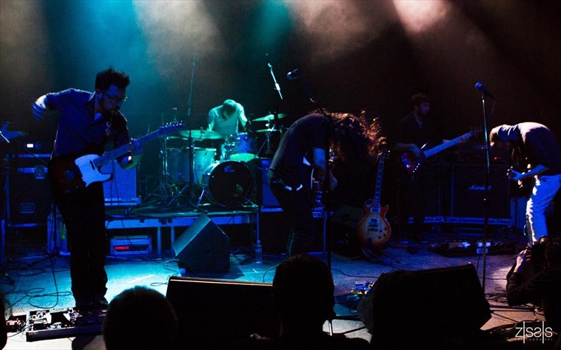 afformance-kai-echo-canyon-sto-romantso