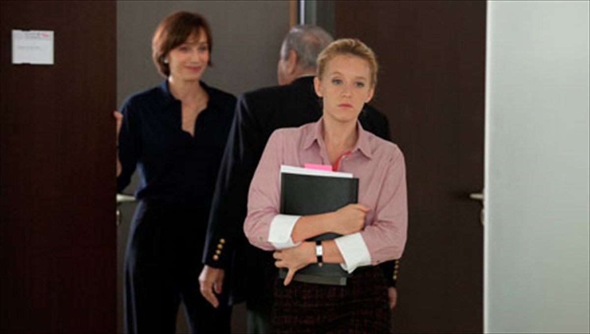 otan-o-gunaikeios-antagonismos-odigei-sto-egklima-gunaikeios-antagonismos-odigei-sto-egklima