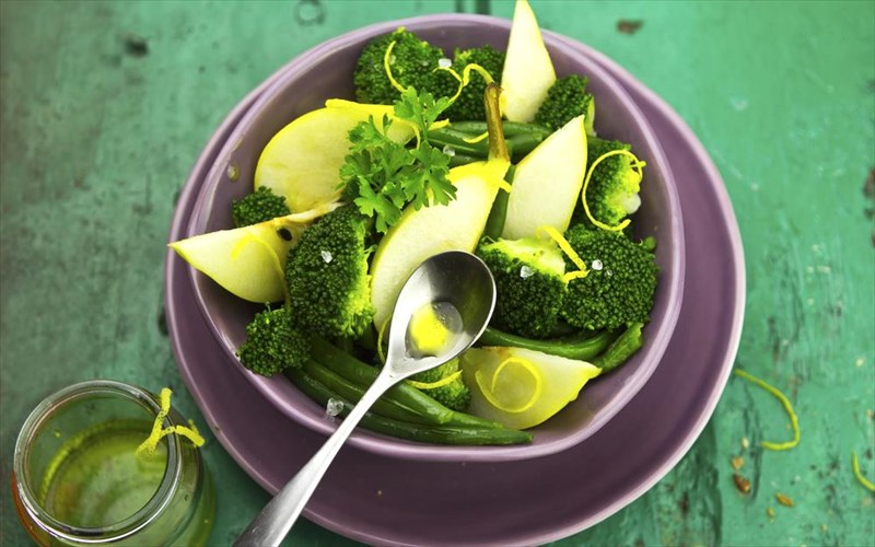 mathete-ta-panta-gia-tin-kouzina-tis-omofagikis-diatrofis