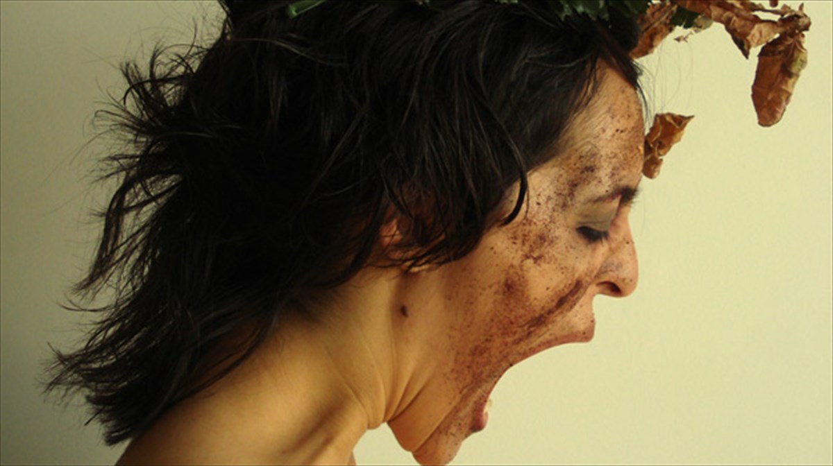 mikra-kathimerina-egklimata-sti-skini-tou-bios