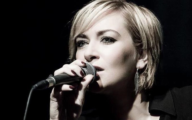 rita-antonopoulou-kathe-tragoudi-einai-mia-mikri-istoria