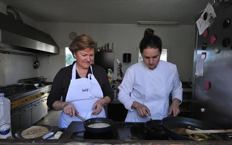 gallikes-geuseis-dia-xeiros-maryvonne-kataftanoun-stin-kifisia